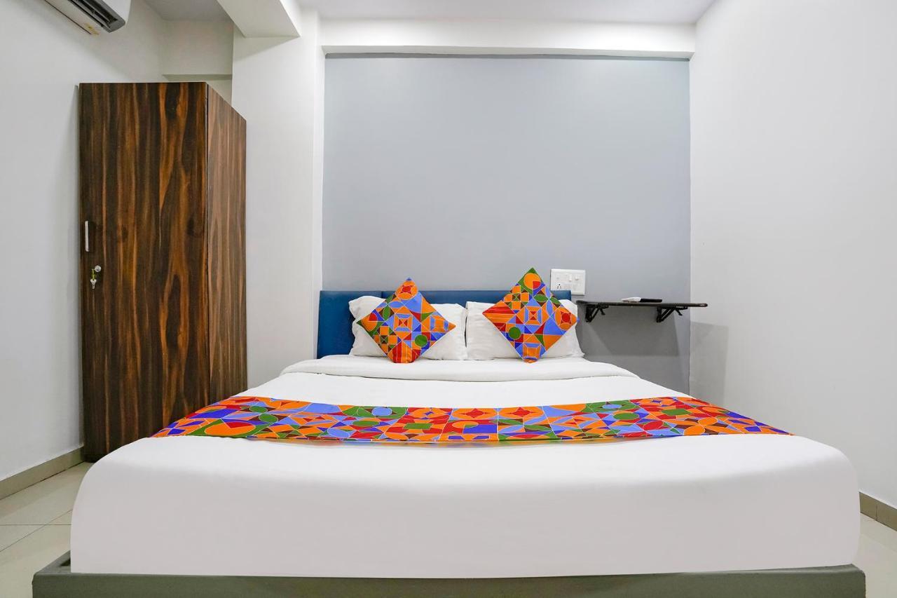 Fabexpress Blue Stone Hotel Surat Exterior foto